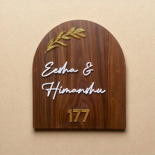 Personalized Wooden Name Plate with 3D Acrylic Letters With Golden Leave